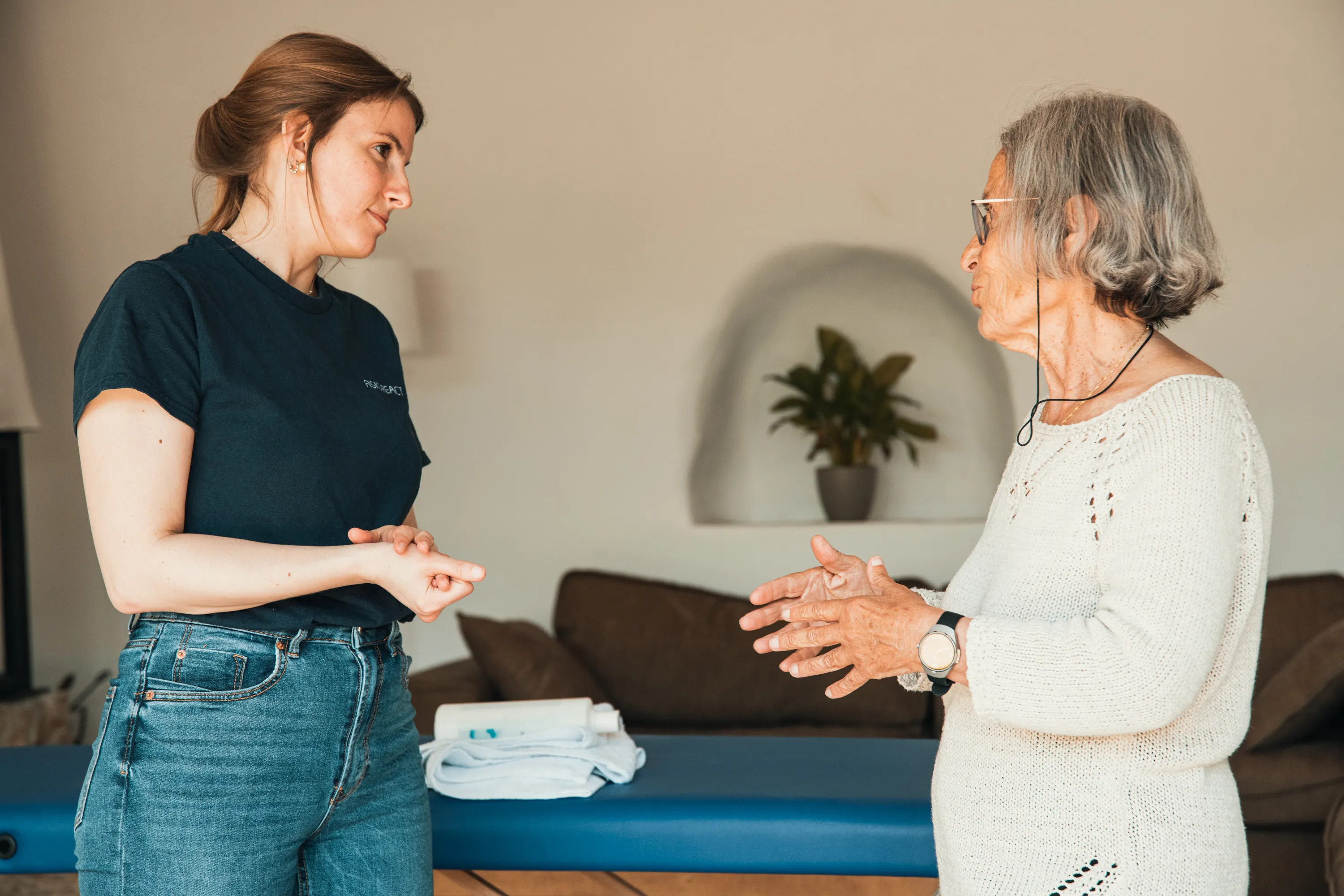 Reeducación de la marcha tras empezar a usar muletas.